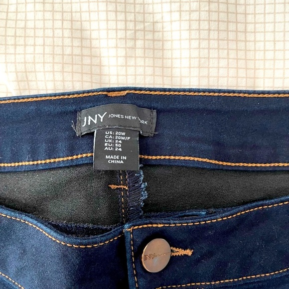 Jones New York stretchy jeans 20W like new deep indigo blue soft stretchy - Picture 9 of 9